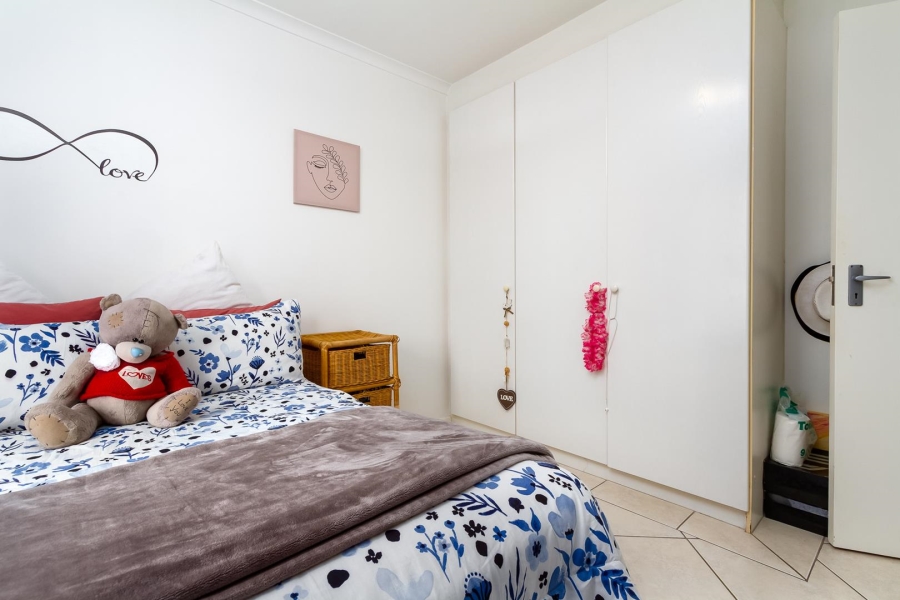 2 Bedroom Property for Sale in Oranjezicht Western Cape